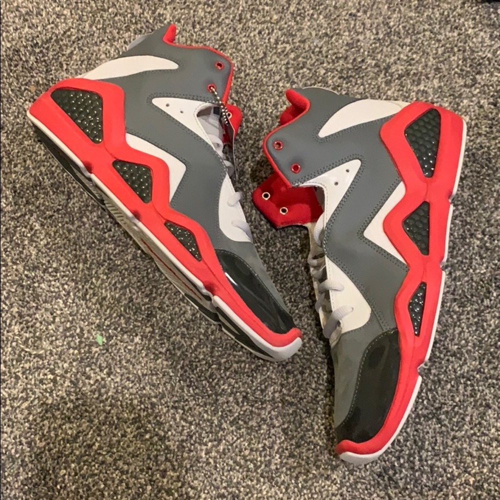 Reebok Sample - Picture 4 of 7